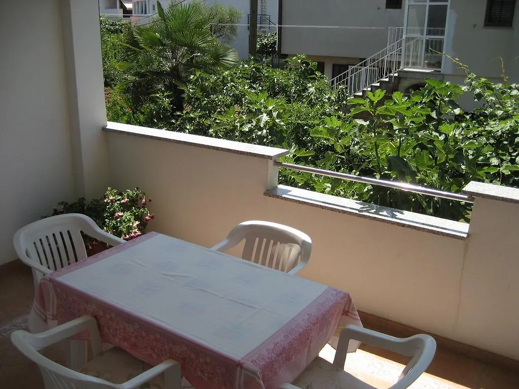 Apartment Ida Ровинь