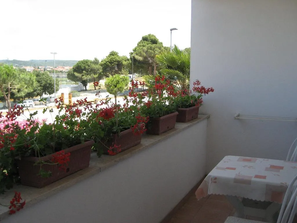 Apartment Ida Ровинь 0*,